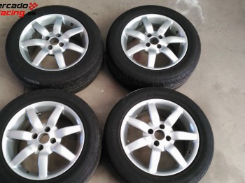 Llantas 15 con nueumaticos al 90%