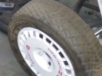 Llanta oz racing citroen sport 15 tierra