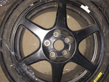 Llantas enkei 5x114 17 con slicks 