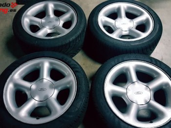 Vendo juego de llantas de escort cosworth.