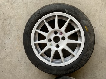 Llantas desafío francés.