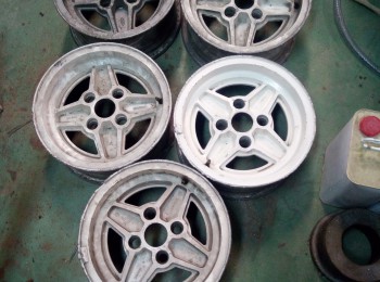 5 llantas ford 13  x6 ,