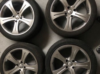 Vendo llantas 17 peugeot citroen 4/108