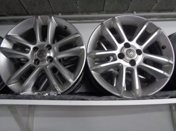 Se venden llantas para opel en 17 pulgadas