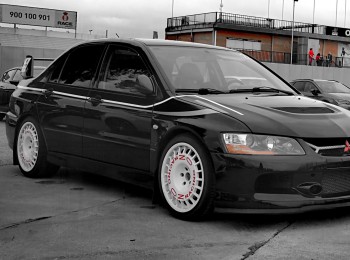 Se venden llantas tipo oz rally con ventolines y neumáticos en 18 