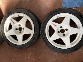 Se venden llantas 306 grupo a