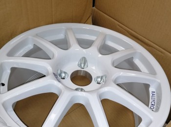 Llantas braid fullrace 17x7 4x108 et40 (nuevas en caja)