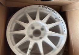 Vendo 4 llantas c2 r2 max 