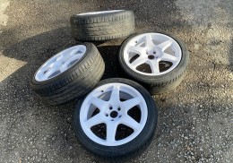 Vendo llantas compomotive m06  en 18” impecables