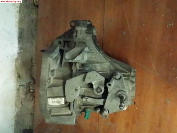 Vendo caja de cambio de clio sport 3 197cv