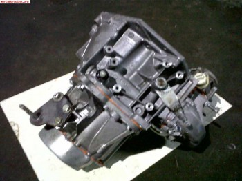 Se vende caja be 4 saxo 106 etc