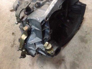 Caja ma saxo 8v pocos km