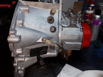 Caja peugeot 206 gti 20dl58