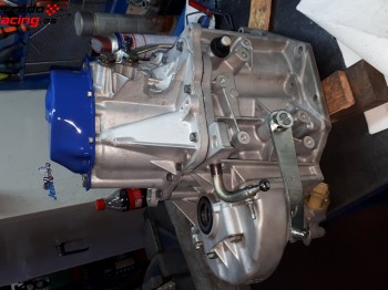 Caja be4 para motores tu con grupo 13x68 sman...