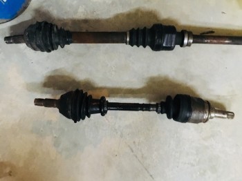 Se venden palieres de 205 rallye reforzados