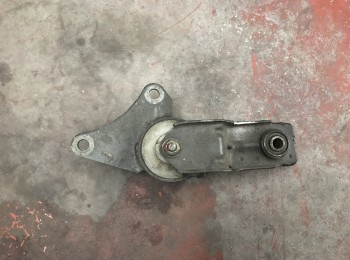 Soporte anti par para caja ma saxo /106