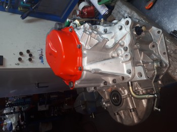 Caja be4 para motor tu con 12x68.....