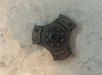 Se vende disco de embraguf 180 para caja ma
