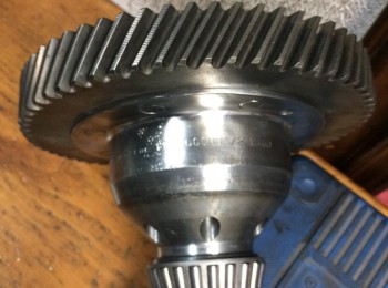 Caja ma 13x64 autoblocante