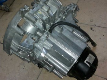 Caja de cambios jc5 recien montada autoblocante nuevo y grupo corto 12