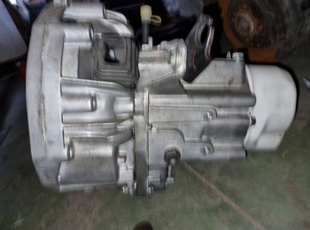 Caja de cambio sadev