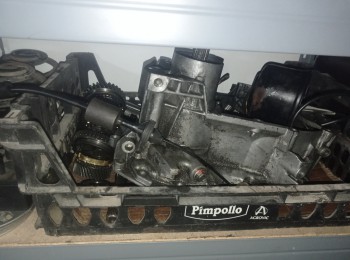 Caja de cambios jc5 desmontada de serie y carcasa exterior trabajada p