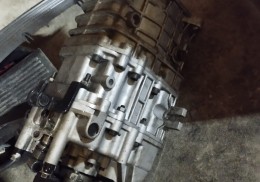 Caja sansónas 6 v bmw 