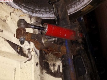 Amortiguadores traseros  de 106 o saxo rolins grupo a con un