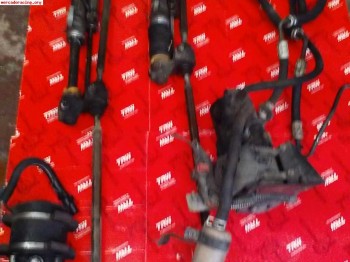 Se venden direcciones asistidas de 106 o saxo