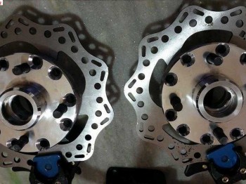 Kit de cubos con frenos para coches de calle o carreras