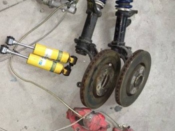 Suspencion e frenos saxo