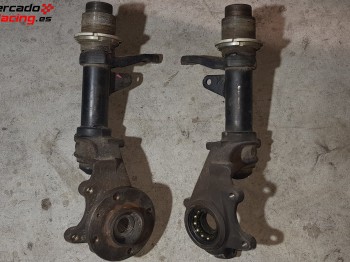 Se venden manguetas con cuerpo roscado 106/saxo