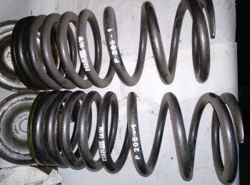 Muelles para peugoet 205 .