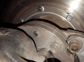 Eje trasero regulable renault clio gr.a