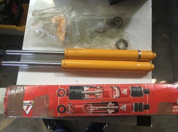 Koni sport delanteros golf gti ii