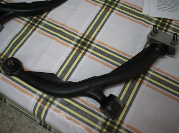 Se vende trapecios de saxo 106 con avance y tacos de nylon.
