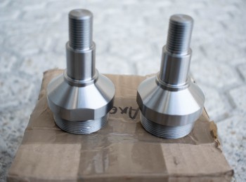 Se vende pivotes  nuevos  para mangueta de 307 o c2.