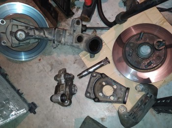 Despiece puente trasero saxo discos