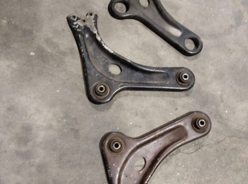 Brazos de suspension c2 r2