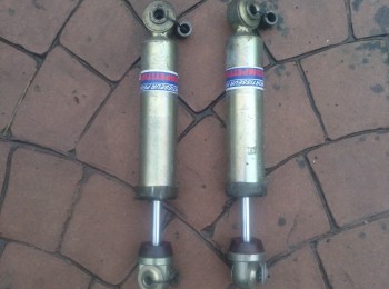 Vendo suspensión trasera 206