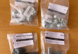 Tuercas y espárragos renault clío r3