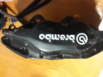 Se vende frenos brembo 4 pistones de 406 