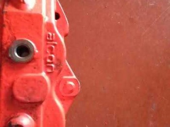 Pinzas de frenos alcon de la copa saxo