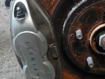 Pinzas 4 pistones y 2 pistones traseras 