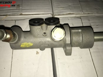 Bomba de freno 25