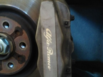 Pinzas brembo de anclaje radial de alfa 159