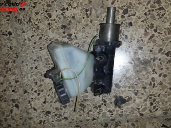 Bomba de freno peugeot 205
