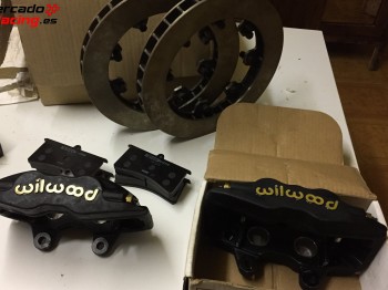 Se venden frenos wilwood 4pistones urge venta!!!!