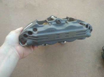 Pinzas freno alcon 4 pistones