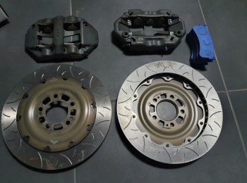 Frenada fremo hyundai tcr circuito